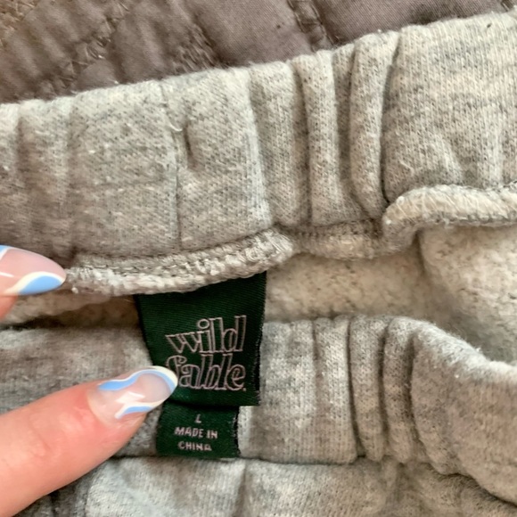 Sweatpants - Picture 2 of 2